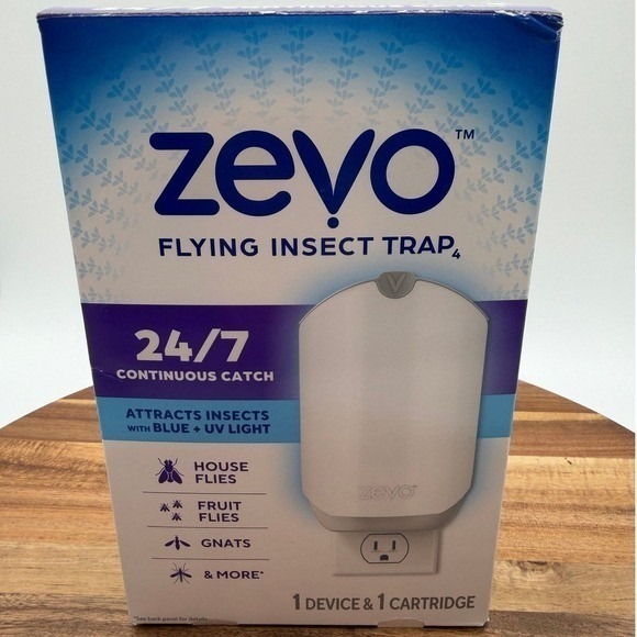 Zevo Electric Flying Insect Trap Starter Kit   0246 - Picture 4 of 4
